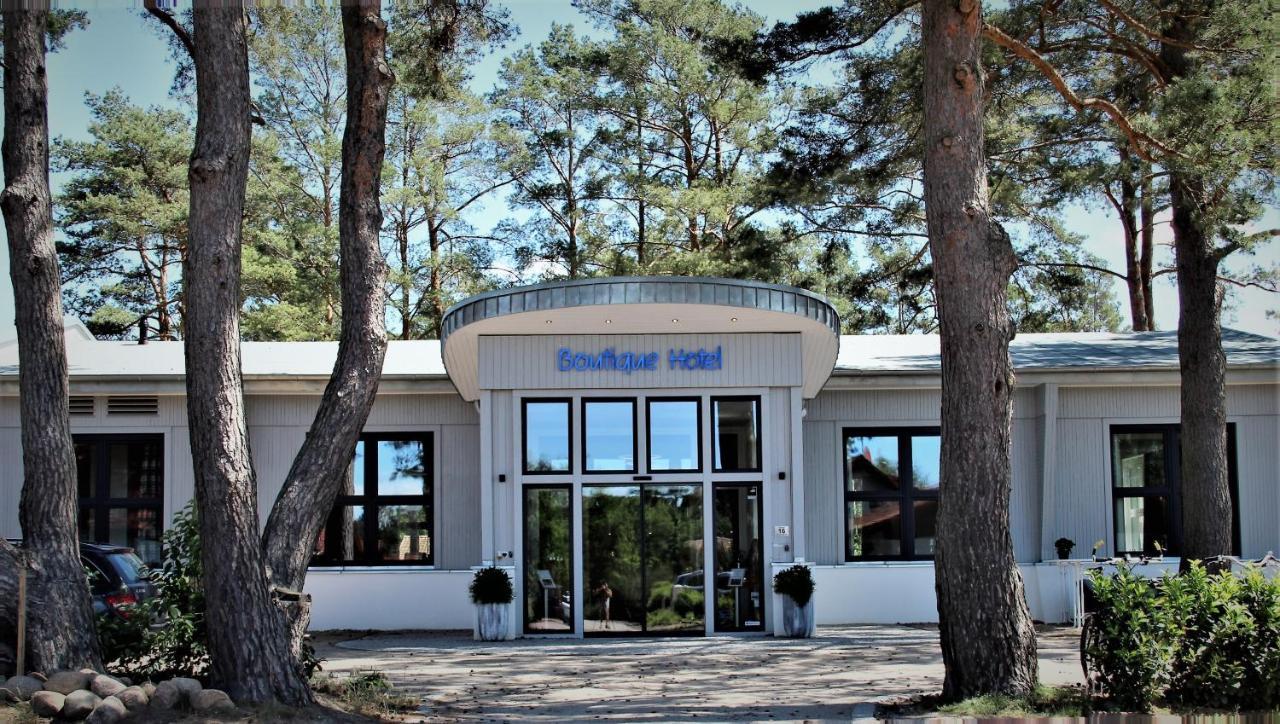 Art & Galerie Lenz Plauer See Отель Fuenfseen