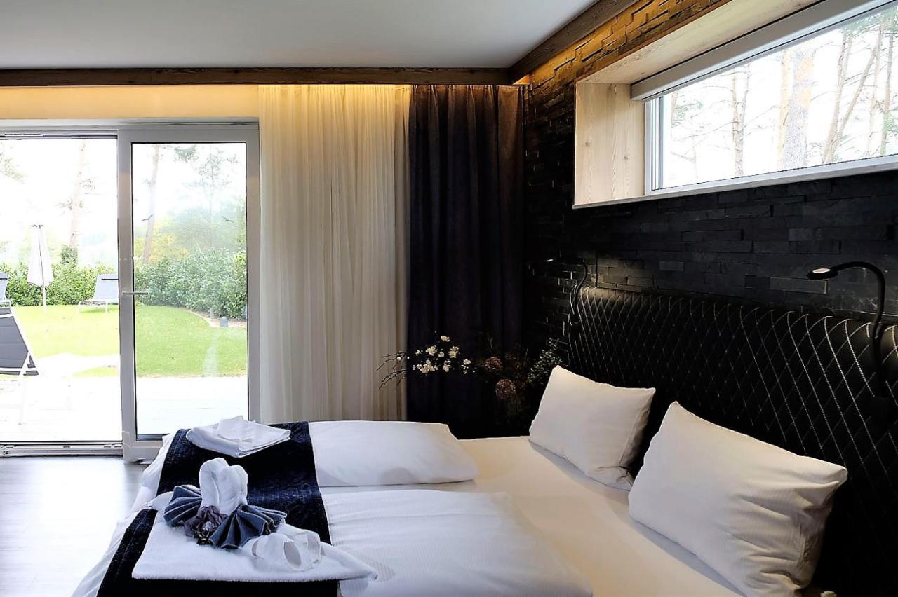 Art & Galerie Lenz Plauer See Hotel