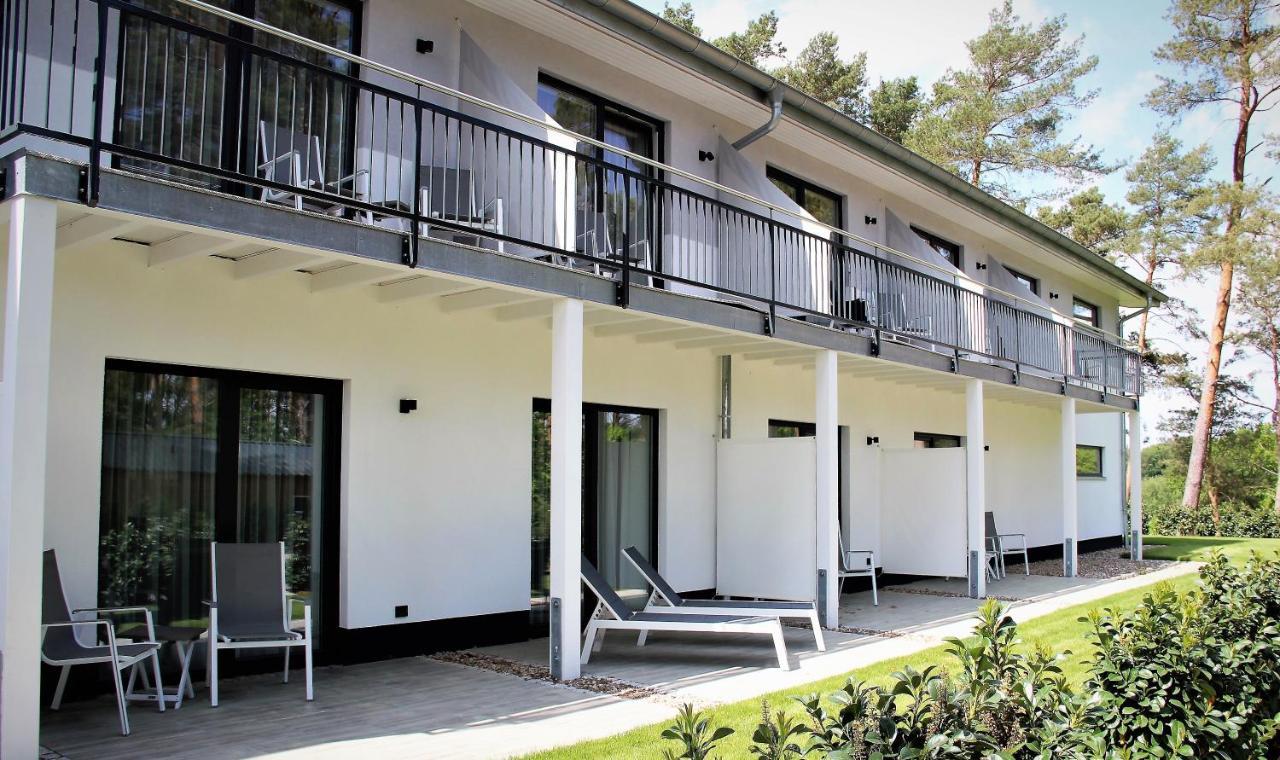 Art & Galerie Lenz Plauer See 4*