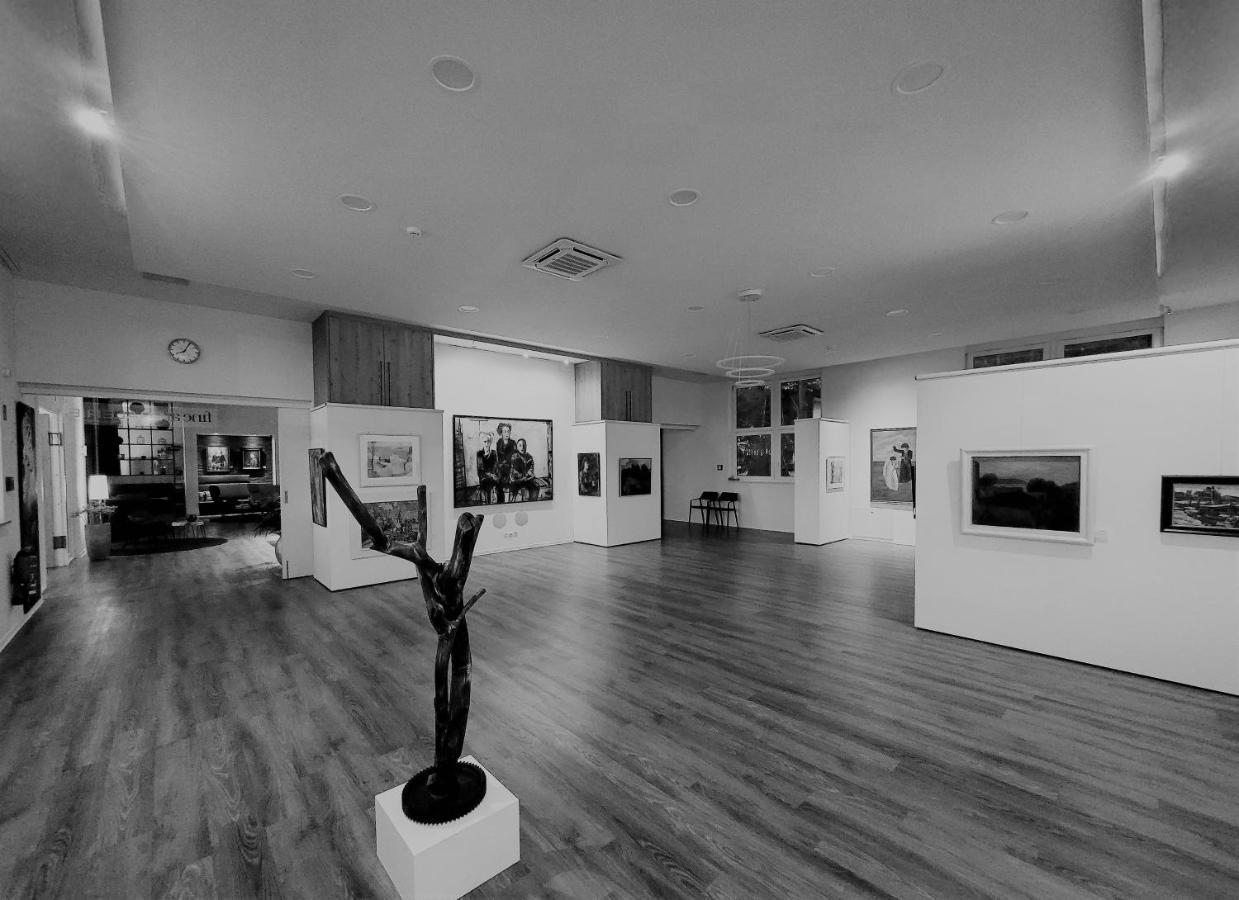 Art & Galerie Lenz Plauer See